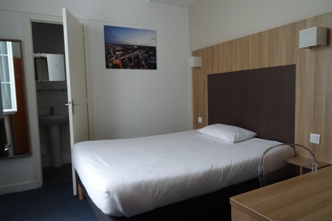 Hotel Saint-Patrick Coeur De Nantes Exteriör bild